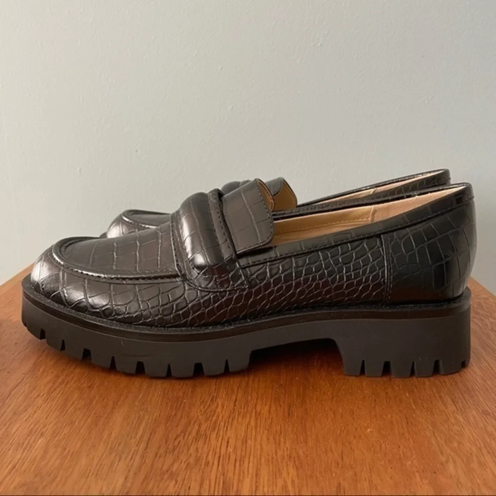 Nine West Black Croc-Embossed Loafers - Picture 5 of 10
